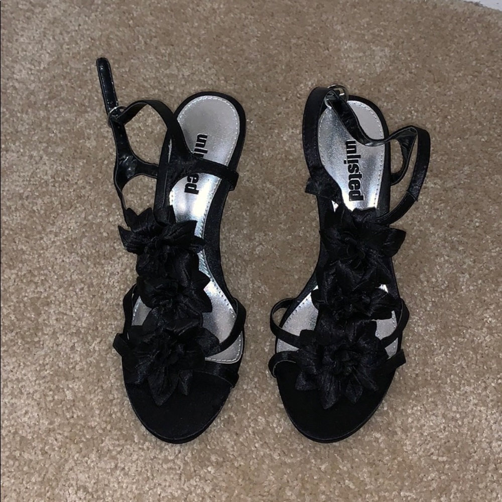NEW! Unlisted heels